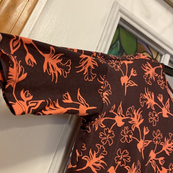 Used irma top lularoe - Picture 3 of 6